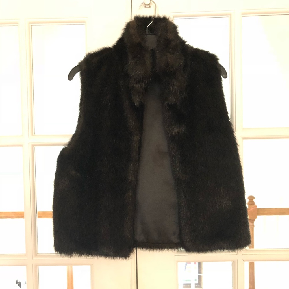 Black faux fur vest